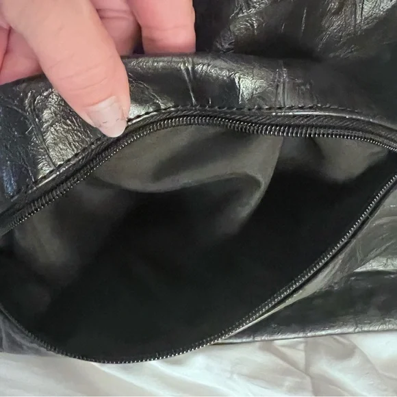 Nicole by Nicole Miller black gold over crossbody - Picture 11 of 12